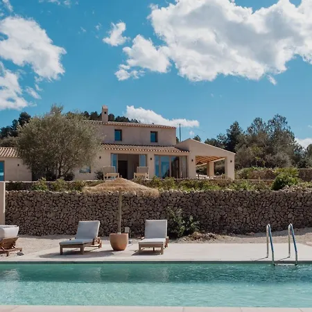 فيلة The Yumi House *
